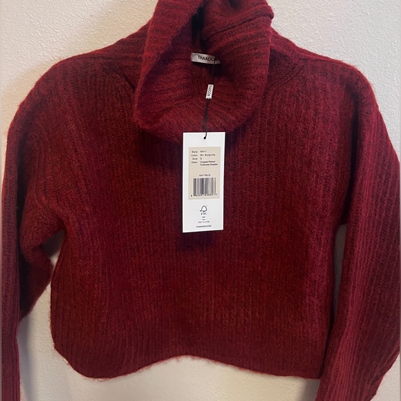 Thakoon turtleneck cropped sweater NWT size Small.
Burgund, Alpaca blend - Picture 4 of 6